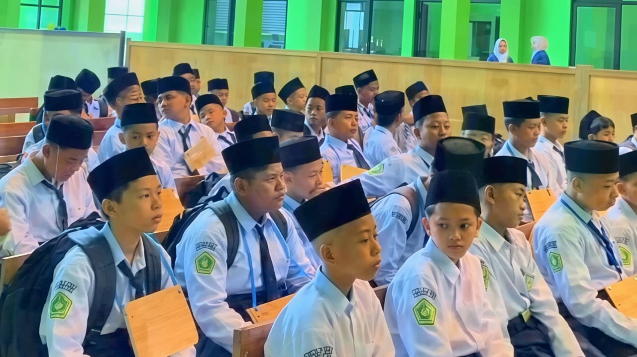 Sambut Siswa Baru, MTs Fadlun Nafis Bangsri Gelar MATAMUDA (Masa Ta'aruf Murid Madrasah) Day 1 Tahun Ajaran 2026/2027